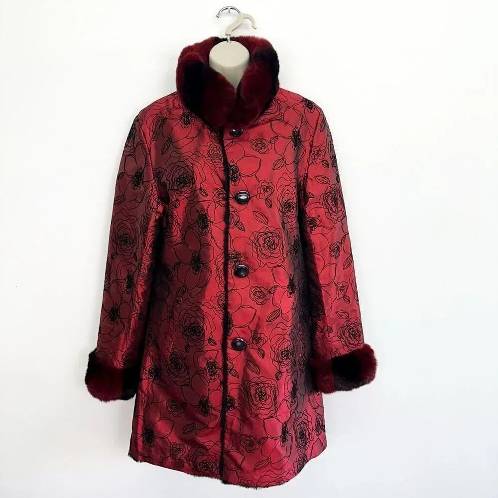 Overland Reversible Women’s Black Rabbit Burgundy Red Rex Rabbit Trim Collar Cuf — image 2 of 8
